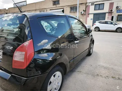 Käytetty Citroën C2 Furio 61 HP (44 kW) 2005 Musta Viistoperä