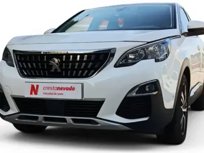 Usado Peugeot 3008 Allure 131 CV (96 kW) 2019 Blanco SUV