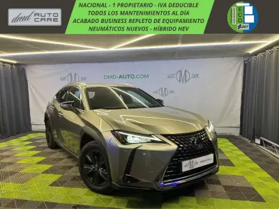 Usado Lexus UX 250h Business Edition 184 CV (135 kW) 2022 Beige SUV
