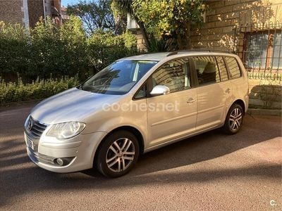 Gris / plata Usado 2008 VW Touran Highline Monovolumen | 6900 € (Precio justo)
