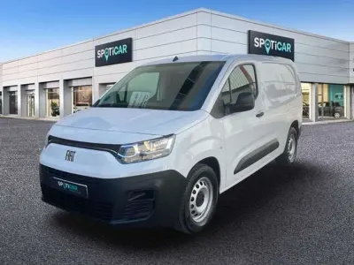Begagnad Fiat Doblò 100 kW (137 HK) 2024 Vit Minibuss