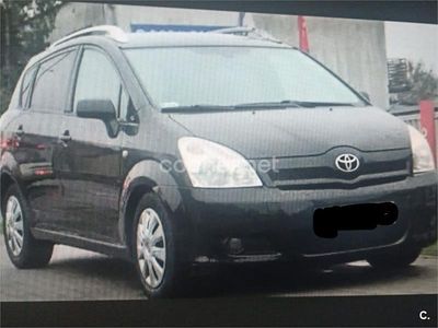 Usado Toyota Corolla Verso Luna 116 CV (85 kW) 2004 Verde Monovolumen