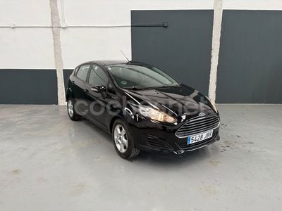 Negro Usado 2014 Ford Fiesta Trend Utilitario | 6990 € (Precio justo)