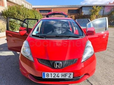 Usado Honda Jazz S 90 CV (66 kW) 2011 Rojo Utilitario