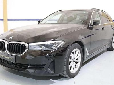 Negro Usado 2021 BMW 520 Comfort Edition Familiar | 25.490 € (Super precio)