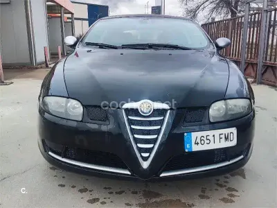 Usado Alfa Romeo GT 165 CV (121 kW) 2007 Negro Coupe