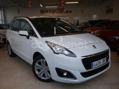 Blanco Usado 2016 Peugeot 5008 Style Monovolumen | 10.900 € (Precio justo)