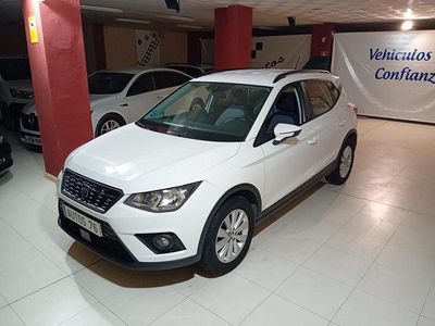 Usado Seat Arona Reference 95 CV (69 kW) 2020 Blanco SUV