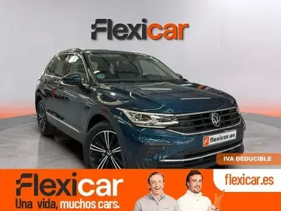 Usado VW Tiguan Life 150 CV (110 kW) 2022 Verde SUV