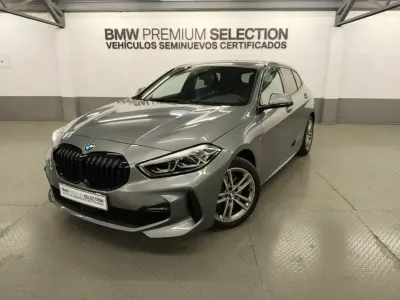 Usado BMW 118 Comfort Edition 150 CV (110 kW) 2024 Gris Utilitario