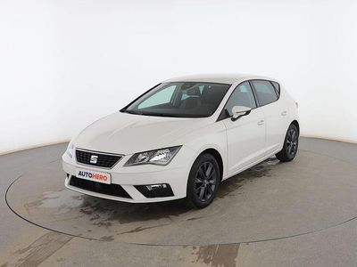 Usado Seat Leon Style 131 CV (96 kW) 2020 Blanco Berlina