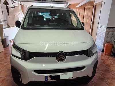 Usado Citroën Berlingo 102 CV (75 kW) 2024 Blanco Monovolumen
