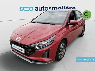 Begagnad Hyundai i20 100 HK (73 kW) 2024 Röd Halvkombi