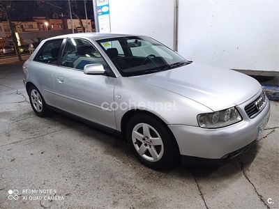 Usado Audi A3 Ambiente 130 CV (95 kW) 2001 Gris / plata Utilitario