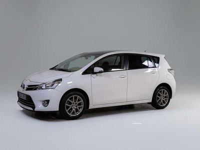 Usado Toyota Verso Advance 132 CV (97 kW) 2015 Blanco Monovolumen