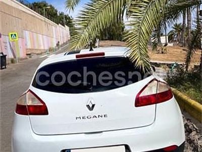 Usado Renault Mégane 110 CV (80 kW) 2011 Blanco Berlina