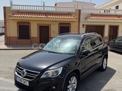 Usado VW Tiguan R-line 140 CV (102 kW) 2009 Negro SUV