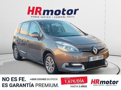 Usado Renault Scénic III Dynamique 110 CV (80 kW) 2013 Marrón Monovolumen