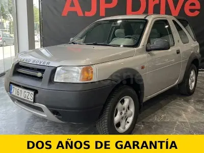 Usado Land Rover Freelander 120 CV (88 kW) 2000 Gris / plata SUV