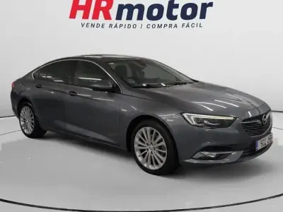 Usado Opel Insignia Innovation 136 CV (100 kW) 2020