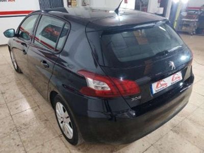 Käytetty Peugeot 308 Active 125 HP (91 kW) 2014 Musta Viistoperä