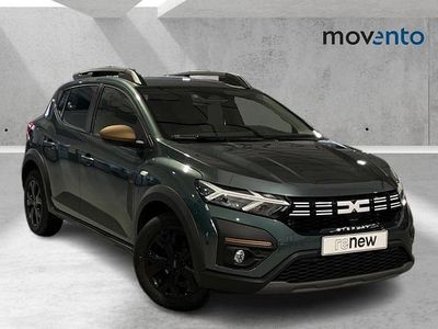 Usado Dacia Sandero Extreme 101 CV (74 kW) 2025 Verde Berlina