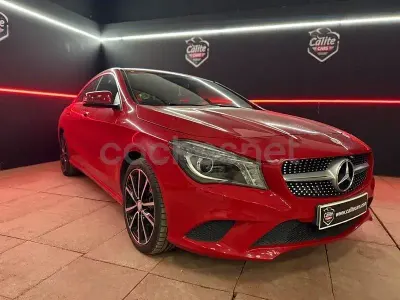 Occasion Mercedes CLA200 Urban 136 PK (100 kW) 2016 Rood Sedan