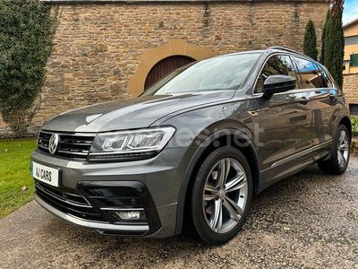 Usado VW Tiguan R-line 150 CV (110 kW) 2020 Gris / plata SUV