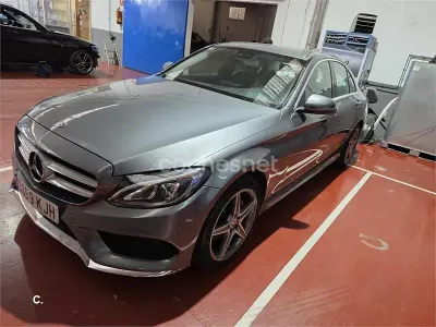 Usado Mercedes C200 136 CV (100 kW) 2018 Gris / plata Berlina