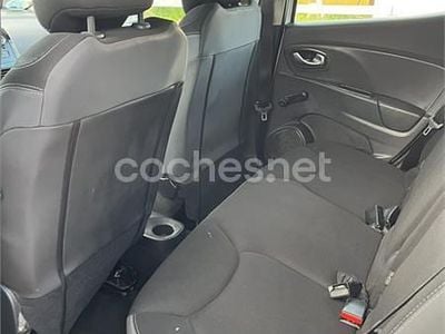 Usado Renault Clio IV Business 75 CV (55 kW) 2019 Blanco Berlina