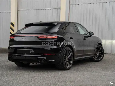 Usado Porsche Cayenne Coupe 462 CV (339 kW) 2022 Negro Coupe