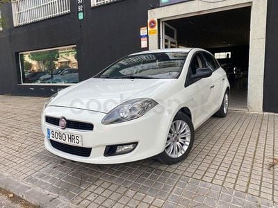 Usado Fiat Bravo Easy 105 CV (77 kW) 2014 Blanco Utilitario