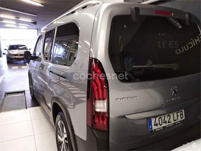 Usado Peugeot Rifter GT-line 130 CV (95 kW) 2020 Gris / plata Monovolumen