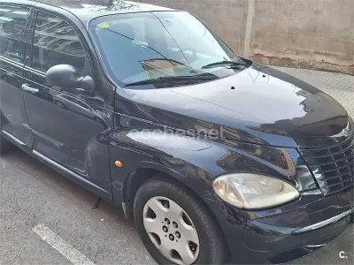 Usado Chrysler PT Cruiser Clasic 115 CV (84 kW) 2005 Negro Monovolumen