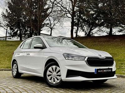 Usado Skoda Fabia Active 95 CV (69 kW) 2022 Blanco Utilitario