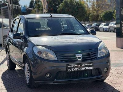 Azul Usado 2010 Dacia Sandero Lauréate Utilitario | 4000 € (Precio justo)