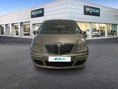 Usado Lancia Phedra 136 CV (100 kW) 2007 Gris Monovolumen