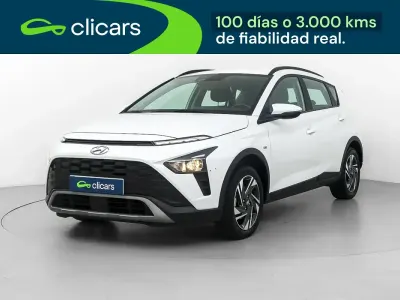Usado Hyundai Bayon 100 CV (73 kW) 2024 Blanco SUV