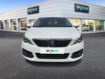 Usado Peugeot 308 Style 110 CV (80 kW) 2019 Blanco Berlina