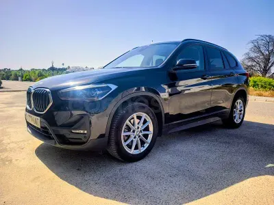 Usado BMW X1 Comfort Edition 150 CV (110 kW) 2021 Negro SUV