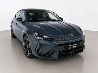 Usado Cupra Leon 204 CV (150 kW) 2025 Azul Berlina