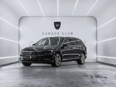 Usado VW Passat Sportline 150 CV (110 kW) 2019 Negro Familiar