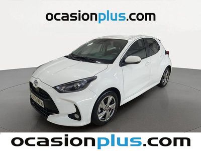 Usado Toyota Yaris Active 116 CV (85 kW) 2024 Blanco Utilitario