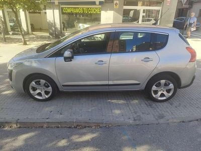 Gris Usado 2011 Peugeot 3008 Premium Monovolumen | 5990 € (Buen precio)