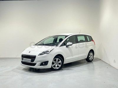 Usado Peugeot 5008 Active 115 CV (84 kW) 2013 Blanco Monovolumen