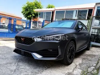 Usado Cupra Leon VZ 245 CV (180 kW) 2021 Negro Berlina