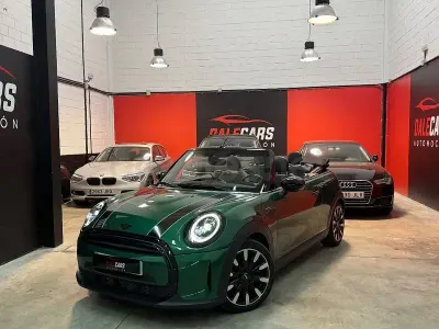 Usado Mini Cooper Cabriolet 136 CV (100 kW) 2023 Verde Descapotable