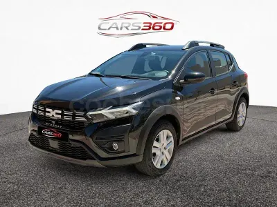 Usado Dacia Sandero Expression 101 CV (74 kW) 2023 Negro Berlina