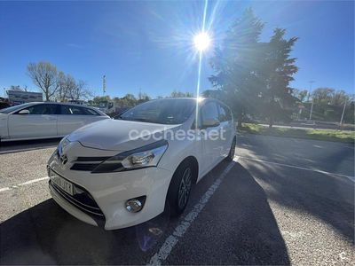 Usado Toyota Verso Advance 147 CV (108 kW) 2016 Blanco Monovolumen
