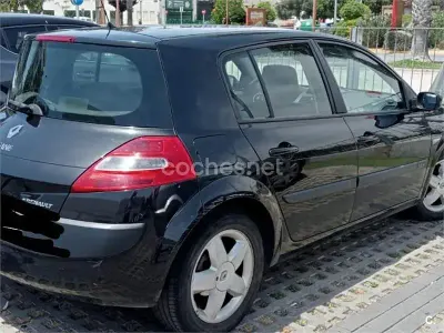 Usado Renault Mégane II Expression 110 CV (80 kW) 2006 Negro Berlina